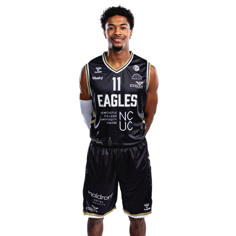 Game Worn Kit - Tavis Smith